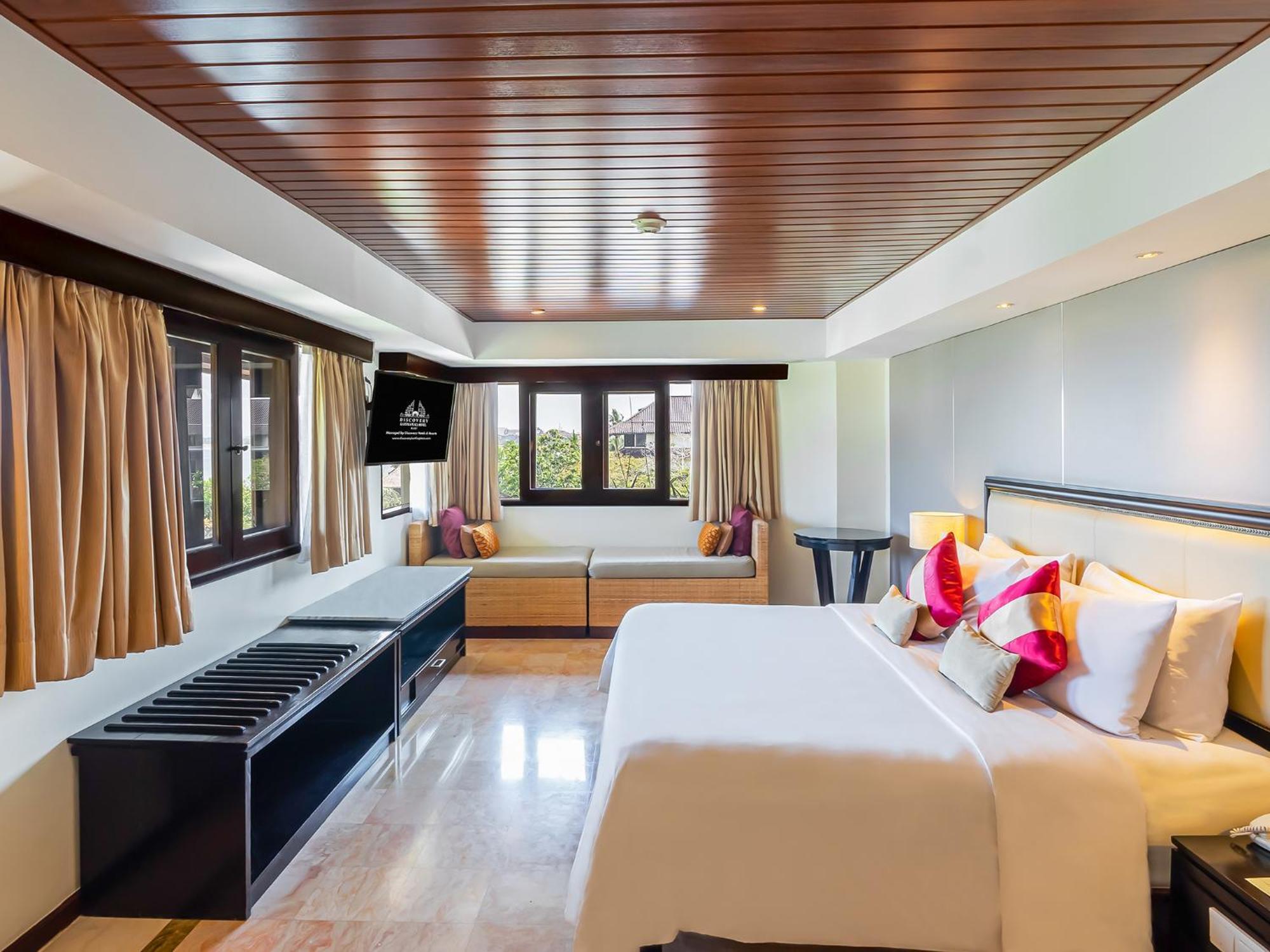 Suite with Balcony,1765826534:JPEG